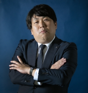 ビジネス活性化委員長：岡田　浩徳
