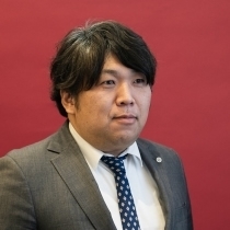 副会長：岡田　浩徳